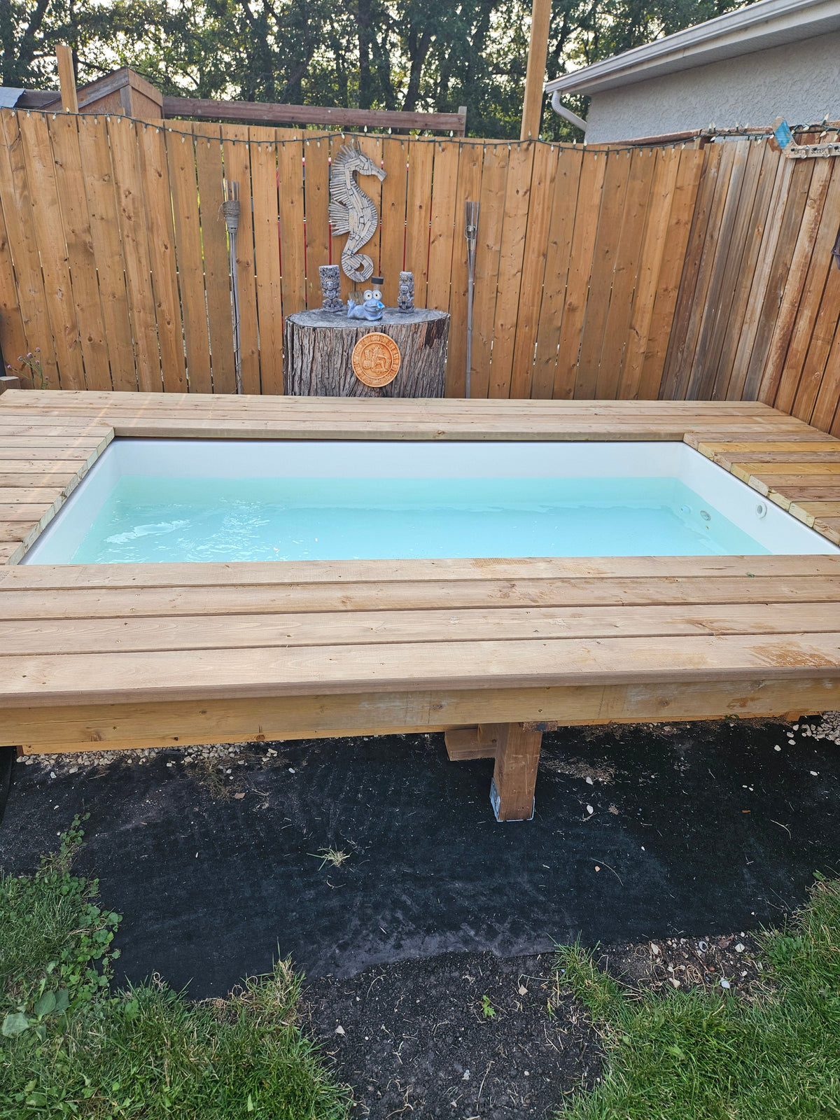 Fluid Compact Open Fiberglass Tubs