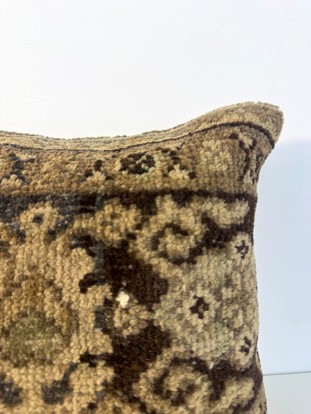 Pillow No. 029 | 16" x 16"