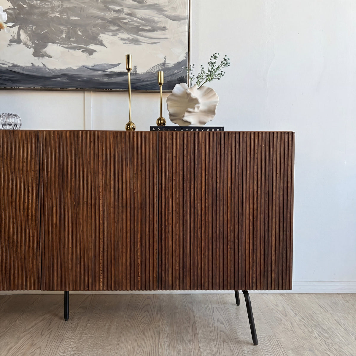 VEIL Sideboard  4 Doors
